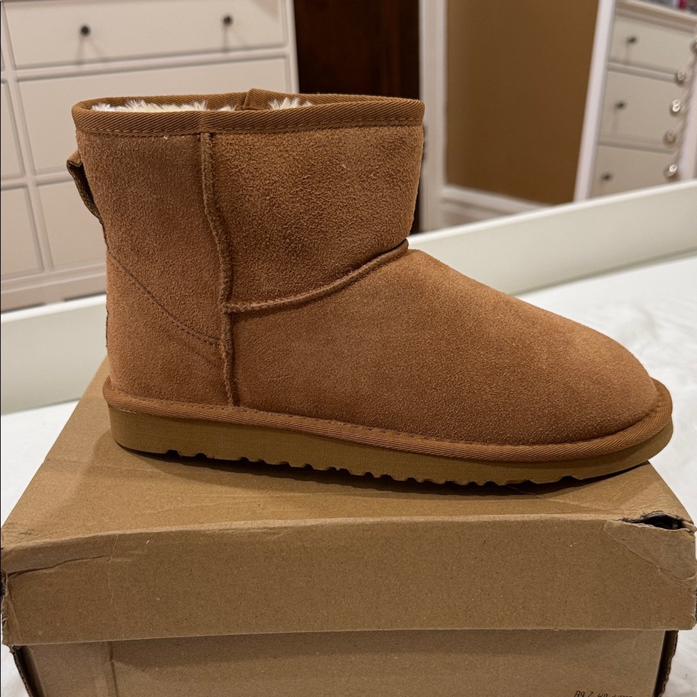 UGG Classic Tan Ankle Booties
